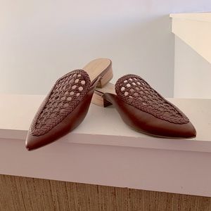 Cole Haan Payson Weave Mule in Cherry - Size 8.5b